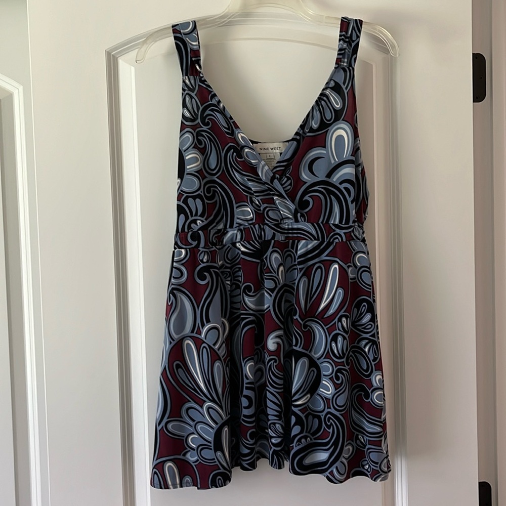 Nine West top